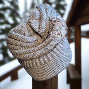 Beanie with flowers